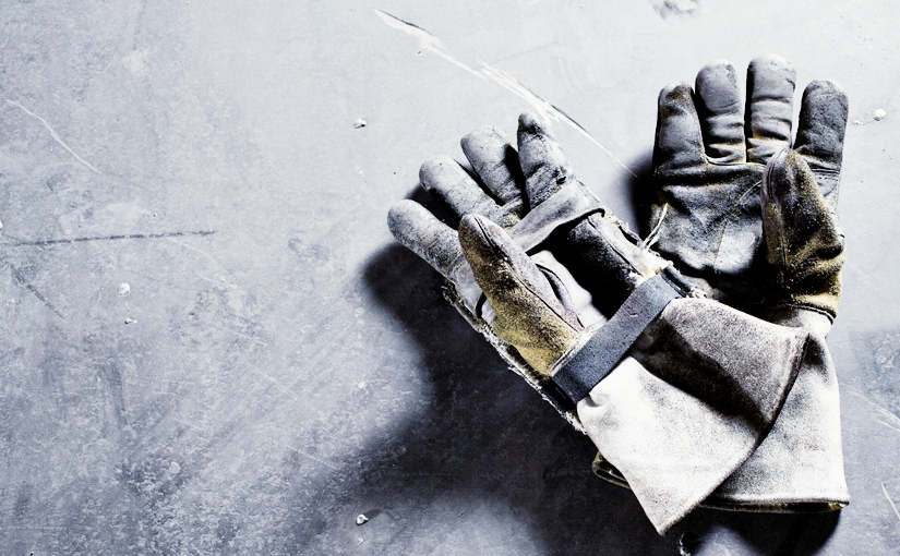 Finding the Right Gloves for the Job: Manual Labor and Civic Maintenance Professionals
